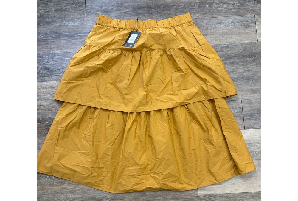 Who What Wear Mustard Tiered Midi Skirt 1X Cottagecore Fall Statement